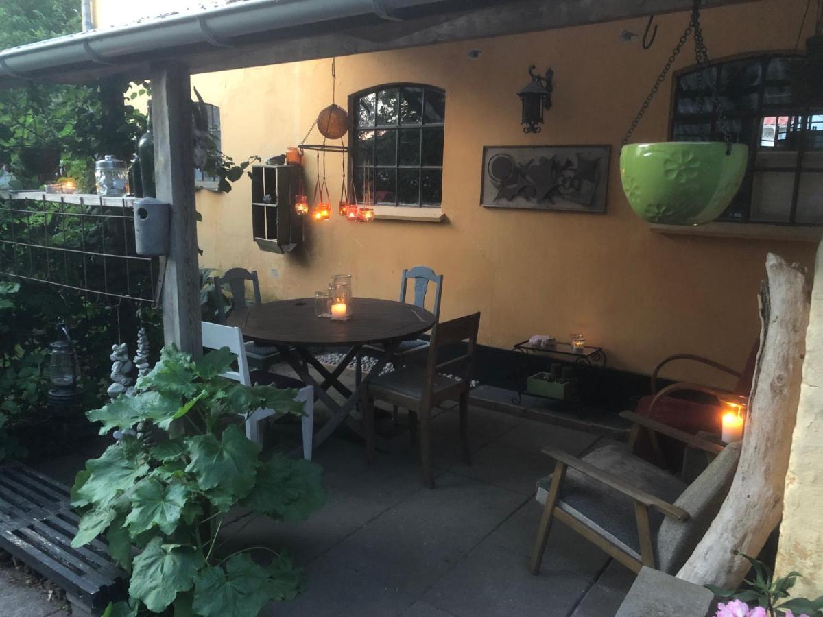 Retro Bolig - Fyldt Med Hygge! Ingen Luksus Διαμέρισμα Kolind Εξωτερικό φωτογραφία